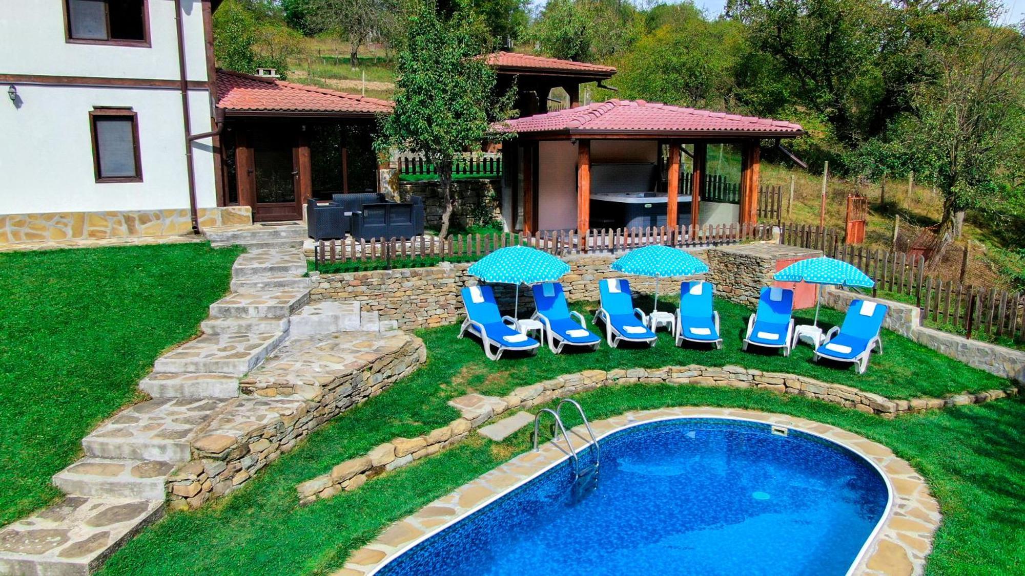 House Maya Трявна Экстерьер фото